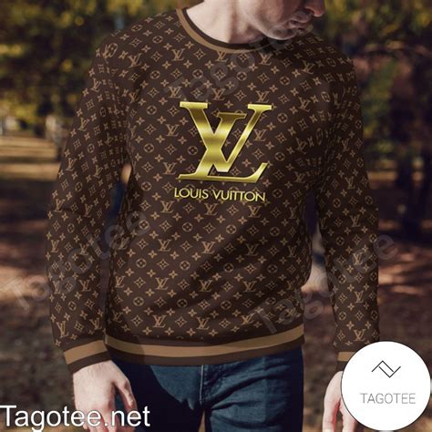 louis vuitton menswear studio sweater|louis vuitton velvet sweatshirt.